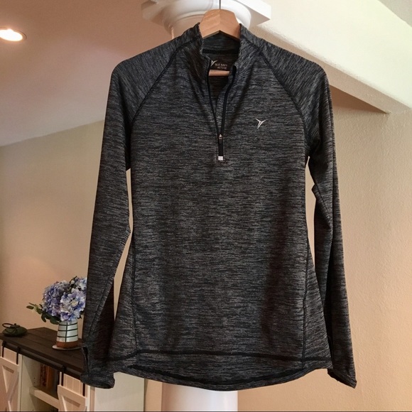 1/4 zip running jacket with thumb holes - Picture 2 of 5